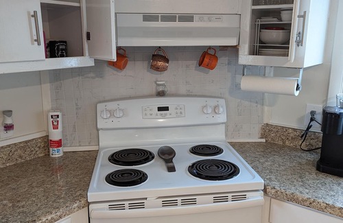 Florence House | Pet-Friendly Cowboy Cottage: Rated 10/10 by Guests