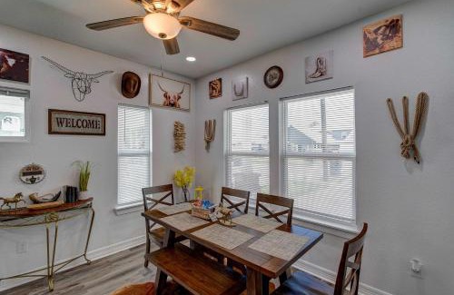 Northeast Houston House | Cowboy Ranch House