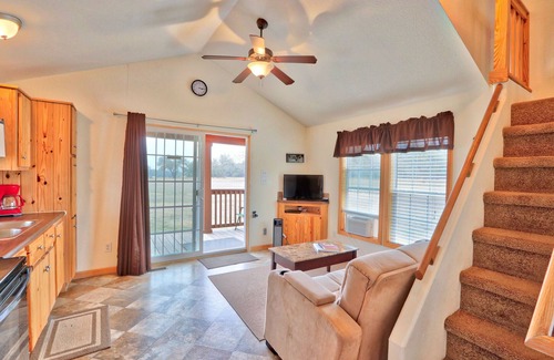 Wimberley Cabin | Discover the Cowgirl and Cowboy Cabin with Pool Access