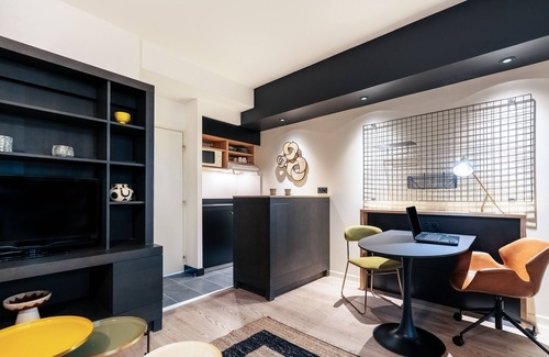 Haute-Borne Apartment | Discover Cowool Lille Villeneuve D'Ascq with Spa & Breakfast