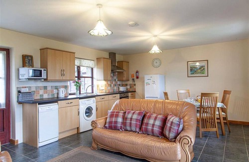 Camborne Cottage | Scenic Cowslip, Gwitihian with Views of St Ives Bay