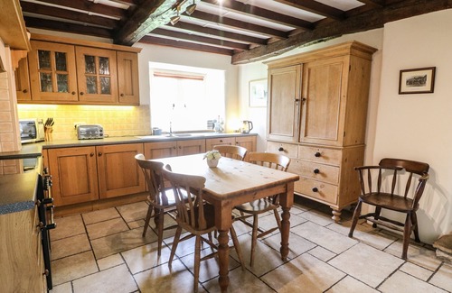 Newbiggin-in-Bishopdale Cottage | Cozy Cowstonegill: Family-Friendly Getaway in West Burton