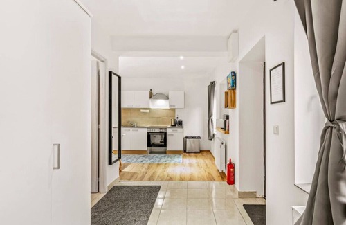 Oberlaa Apartment | Cozy Child-Friendly Coy Apartments in Vibrant Vienna