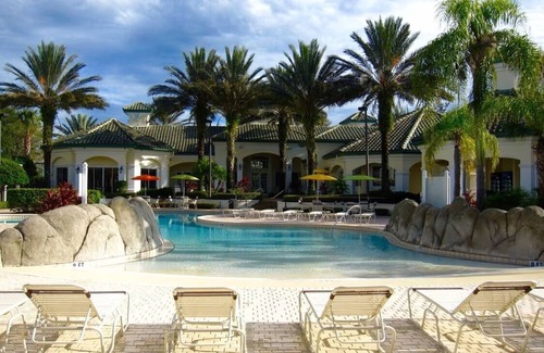 Lindfields Condo | Cozy 1-1 Condo for a Romantic Getaway!