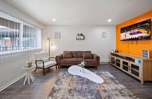 Ferndale Apartment | Charming 1-Bedroom Apartment Steps from Downtown Ferndale