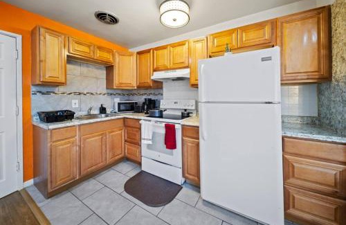Ferndale Apartment | Charming 1-Bedroom Apartment Steps from Downtown Ferndale