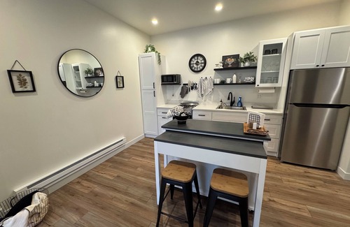 Rapid City Apartment | Cozy 1-bed apartment in lovely Rapid City with AC/Heat & large private yard