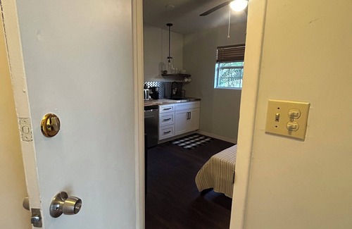 Rogers Deland House | Cozy 1-bedroom 5min from Stetson university in delightful DeLand