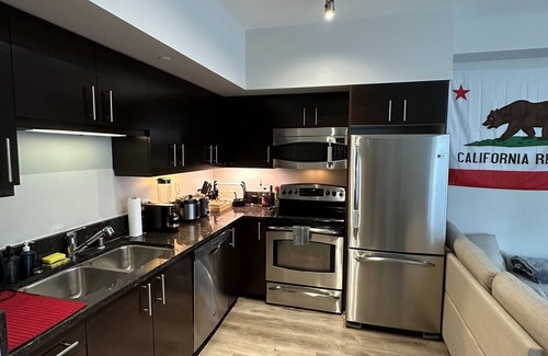 Civic Core Apartment | Charming 1-Bedroom Apartment with Office Near Balboa Park