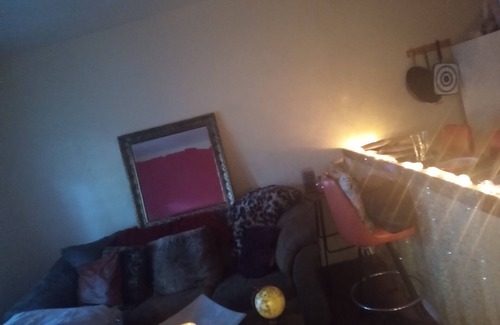 Germantown Apartment | Cozy 1-bedroom apt in enjoyable GERMANTOWN Philadelphia w AC,WiFi off LaSalle U.
