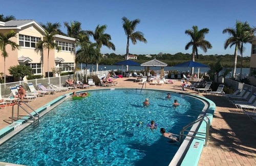 Seminole Condo | Cozy 1-bedroom condo with AC, WiFi in lovely Indian Shores