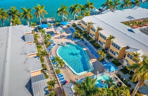 Seminole Condo | Cozy 1-bedroom condo with AC, WiFi in lovely Indian Shores