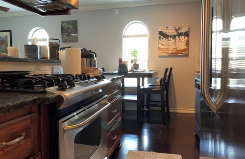 Hyde Park Condo | Cozy 1-bedroom condo in central Austin with WiFi