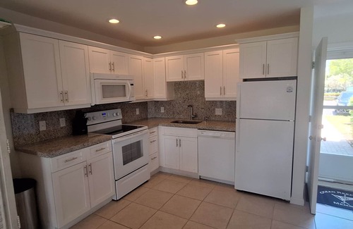 Key Largo Condo | Cozy 1-bedroom condo with AC, WiFi in wonderful Key Largo