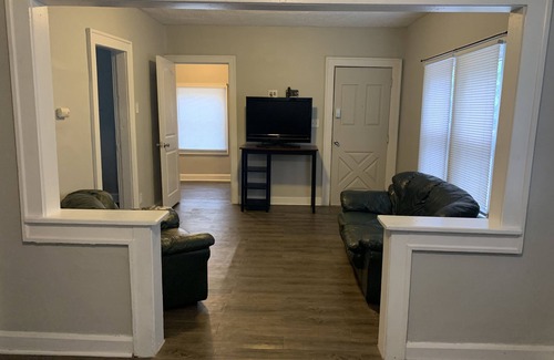Indianapolis House | Inviting 1 Bedroom House with Free Parking & Great Access