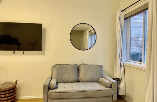 Arbor Heights House | Inviting 1-Bedroom Retreat with Private Jacuzzi Near Beach