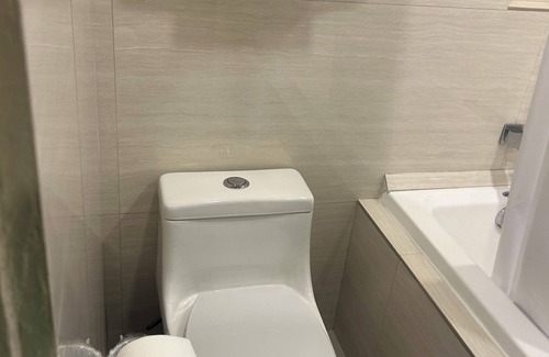 Zona Hotelera Resort | Cozy 1-bedroom resort with WiFi, AC in welcoming Cancún