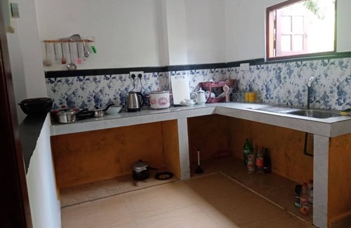 Unawatuna Villa | Inviting 1-Bedroom Villa in Unawatuna with AC & WiFi