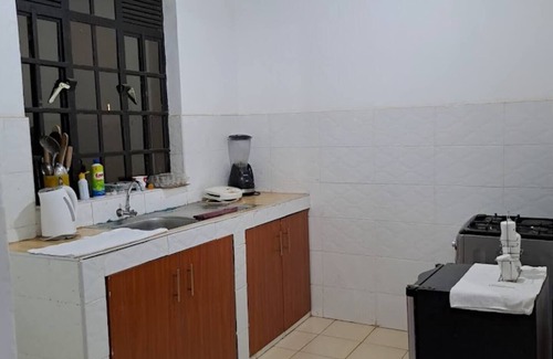 Thika Apartment | Bright 1 Bedroom Retreat with Hot Tub & Free Wi-Fi