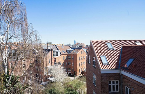 Øgadekvarteret Apartment | Chic 1-Bed Apartment in Århus with Family-Friendly Amenities