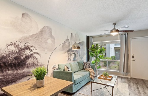 Dawson Apartment | Cozy 1B | Monthly Stays | Near Downtown, Fast WiFi