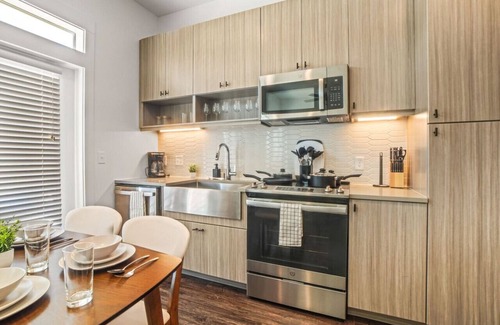 West Oak Hill Apartment | Cozy 1BD 1BR Apartment Urban Oasis Austin