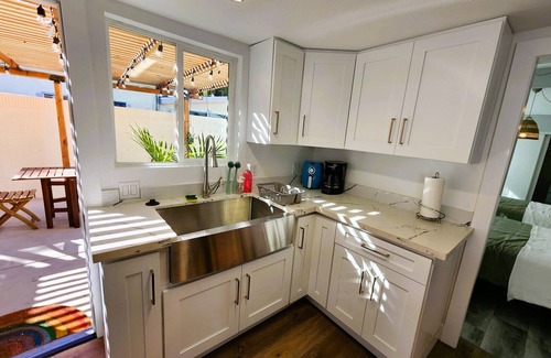 Southwest Anaheim House | Charming 1Bed-1Bath Retreat Near Disney & Beach Access