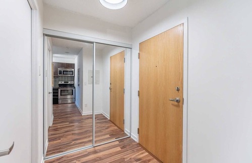 Beaconsfield Village Apartment | Welcoming 1-Bedroom Condo with Pool in Downtown Toronto