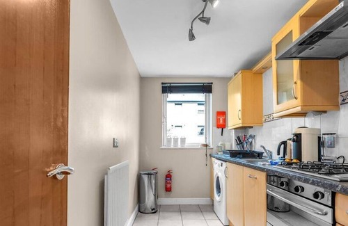 Old Town Apartment | Inviting 1BR-1BA near Holyrood Palace with Parking