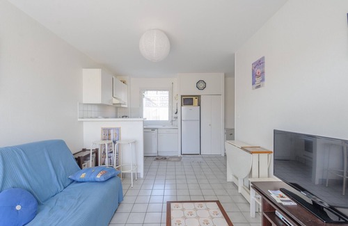 Quartier des Dunes Apartment | Oceanfront Apartment in Châtelaillon-Plage for 4 Guests