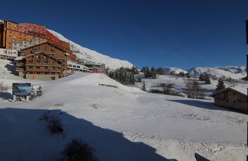 Bergers Apartment | Cozy Apartment Huez: Ideal for Families & Pets Welcome