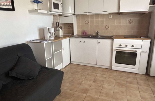 La Gueriniere House | Cozy Villa La Guérinière with Ocean View & Spa