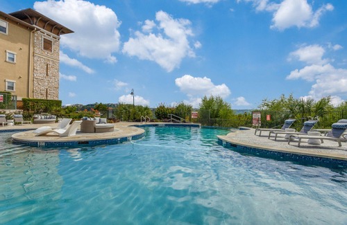 McNeil Apartment | Cozy 1BR in Champion City Park 4248