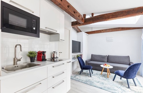 Saint-Germain-des-Pres Apartment | Cozy 1BR in The Heart of St Germain des Pres