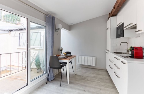 Saint-Germain-des-Pres Apartment | Cozy 1BR in The Heart of St Germain des Pres