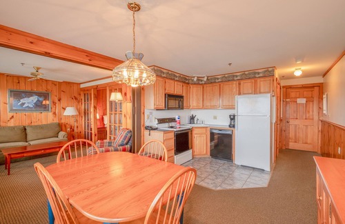 Jackman Cabin | Adventure Awaits at 1BR Lodge with Pool and Hot Tub