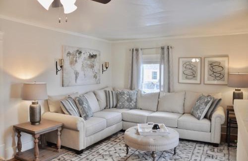 Rapid City Apartment | Inviting 2-Bedroom Retreat - Close to Downtown Rapid City