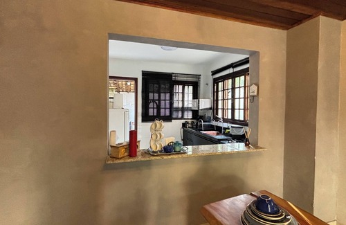 Itatiaia Ski Chalet | Cozy 2-bedroom chalet in wonderful Vila Benfica Itatiaia with AC, WiFi