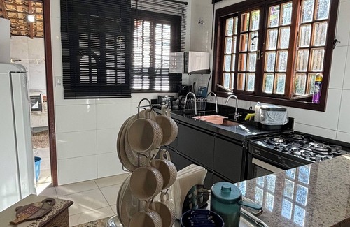 Itatiaia Ski Chalet | Cozy 2-bedroom chalet in wonderful Vila Benfica Itatiaia with AC, WiFi