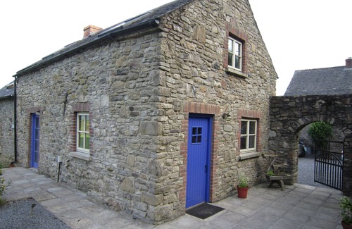 Hugginstown Cottage | Charming 2-Bedroom Stone Cottage with Large Garden Oasis