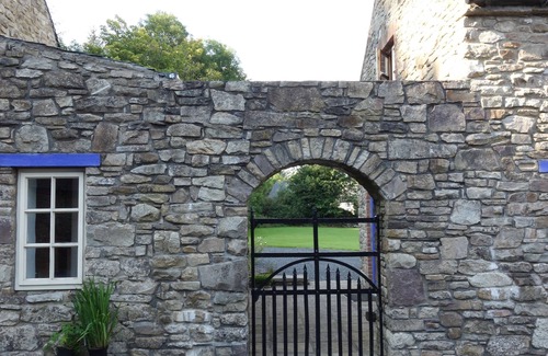 Hugginstown Cottage | Charming 2-Bedroom Stone Cottage with Large Garden Oasis