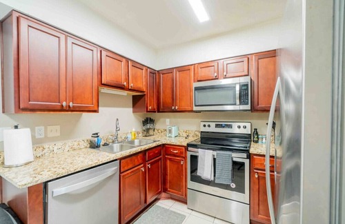 Fort Walton Beach Apartment | Inviting 2-Bed Townhome with Breakfast and Family Amenities