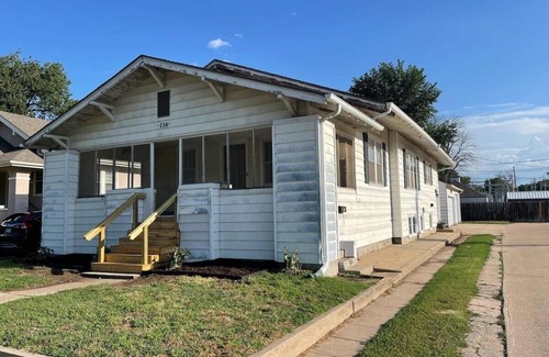 Sterling Apartment | Inviting 2-Bed Retreat with Kitchen & Family-Friendly Amenities