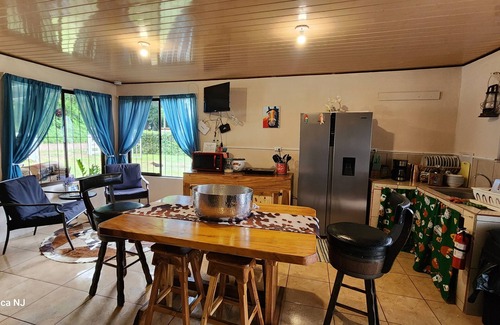 Paquera Cottage | Inviting 2-Bedroom House with Ocean View Near Playa Pajaros