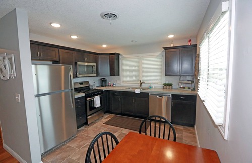 Celina House | Delightful 2 Bedroom House Steps From the Lake & Amenities