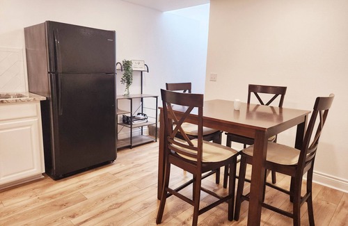 West Plains Apartment | Inviting 2-Bedroom Apartment Suite with Kitchen & Child-Friendly