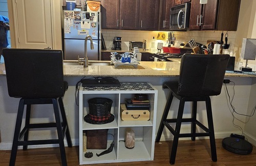 Austin Apartment | Cozy 2-bedroom apartment in So. Austin with backyard, WiFi, fitness room, pool