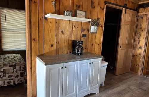 Rhinelander Cabin | Cozy 2-bedroom cabin on Wisconsin River Chain -n200' from the Beach Bar & Grill