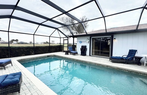 Pebble Beach House | Cozy 2-bedroom house heated pool in marvelous paradise Rotonda West!