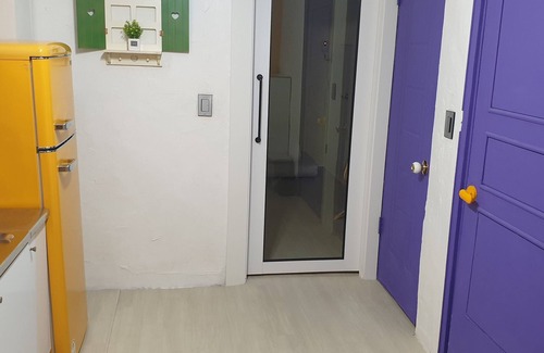 Uijeongbu House | Cozy 2-bedroom house in Euijeongbu. 1 hour from Airport with Direct airport bus.